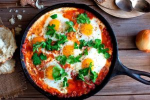 120131082509-150830163929-p-O-shakshuka-jaichnica-s-pomidorami